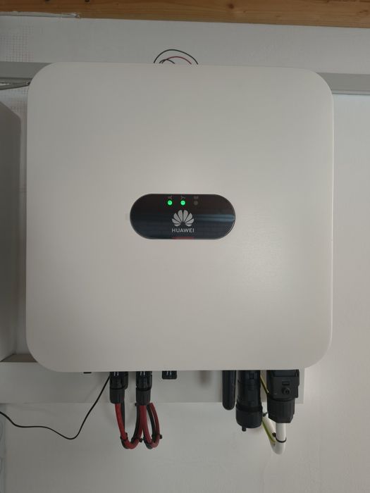 Vând invertor HUAWEI 6 KW