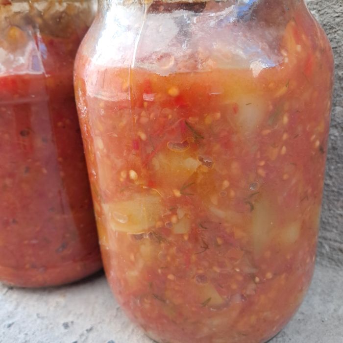 Перец маринованный и салат