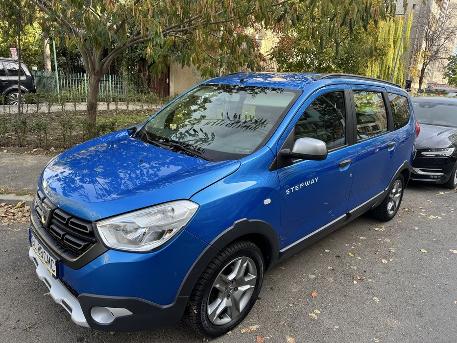 Vând Dacia Lodgy