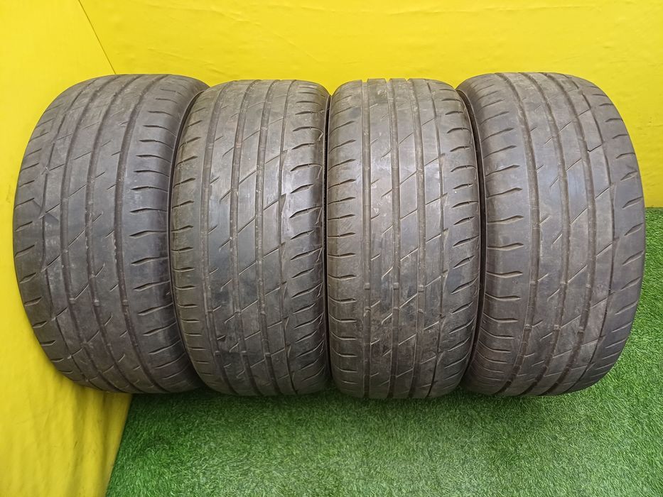 Шины 255/45 R18 Bridgestone комплект.