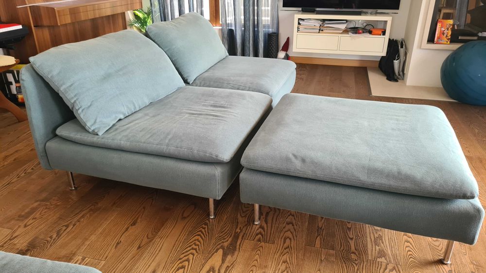 Двуместен диван и табуретка от IKEA