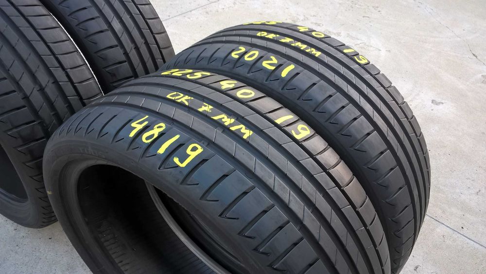 Set 4 anvelope de vara 225 40 19 bridgestone turanza T005 cu 7 mm