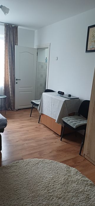 Garsoniera de inchiriat