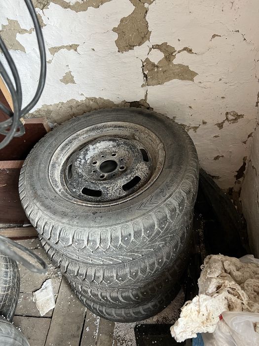 Покрышка сатылады r13