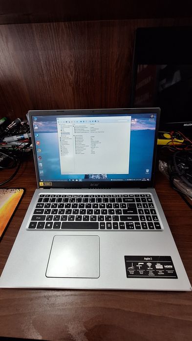 Noutbuk Acer,256 ssd full hd ekran