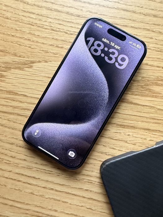 Vând Iphone 16 pro 512gb