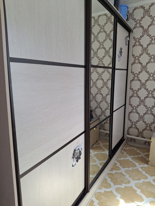 Шкаф сатылады,бағасы 100 мың