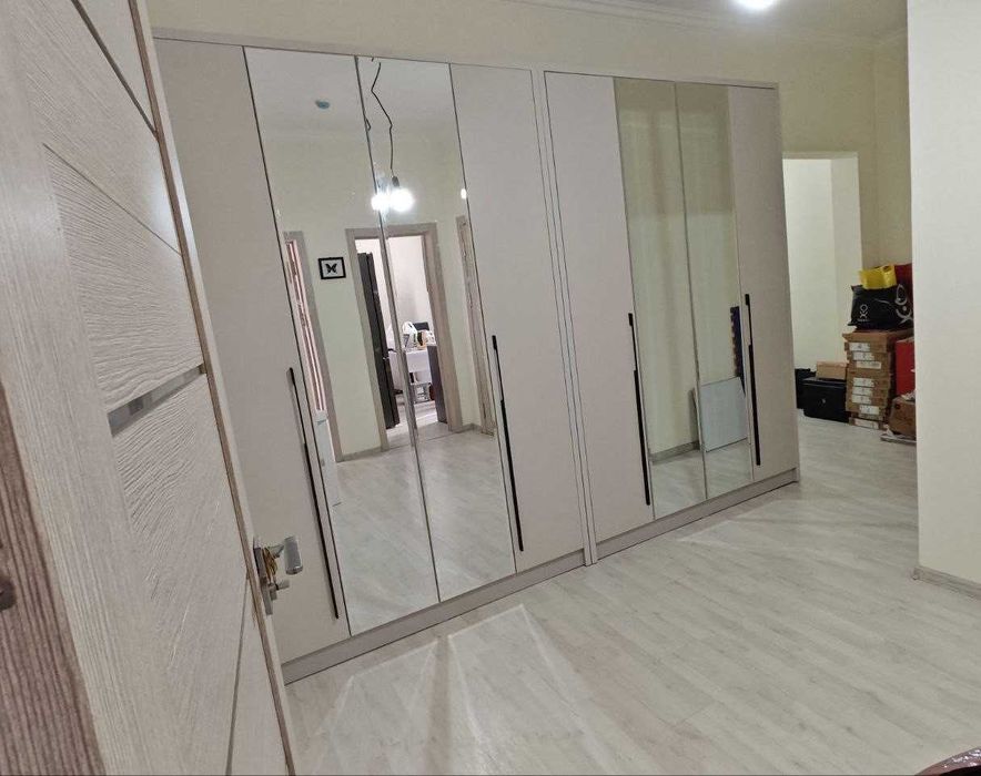 Срочно продаю свою 2-комнатую квартиру в новостройке около м. Дустлик