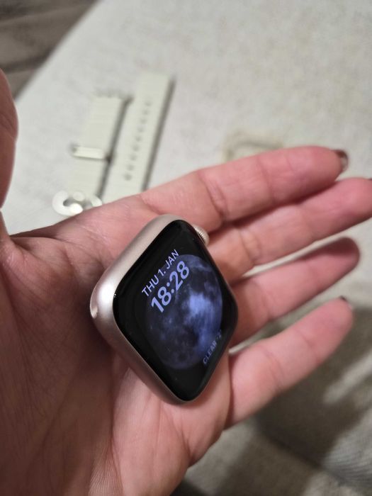 Iphone 15 pink + apple watch