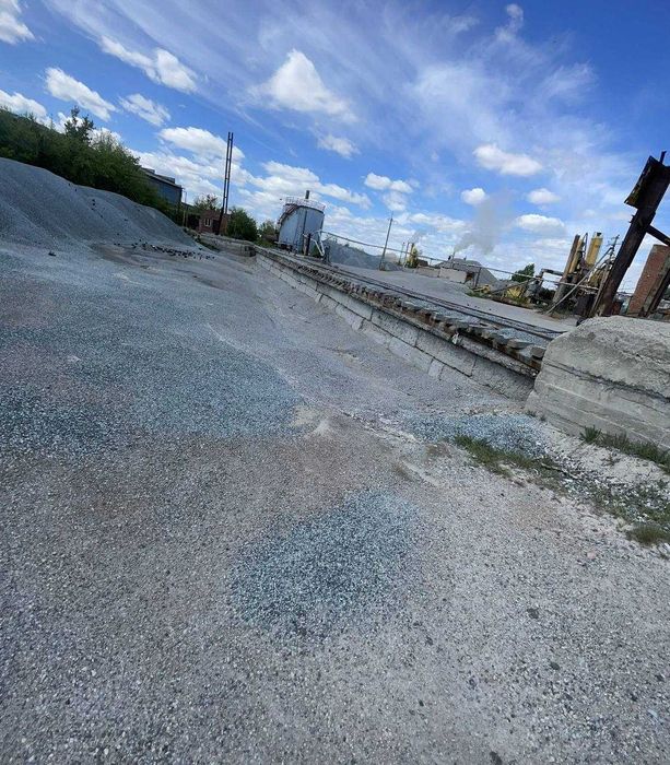 Продается коммерческое помещение с заводом