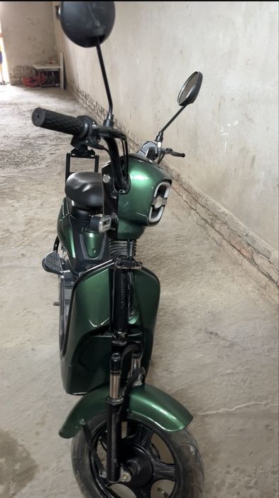Skuter 4300km yurigan narxi 3mln kelishiladi