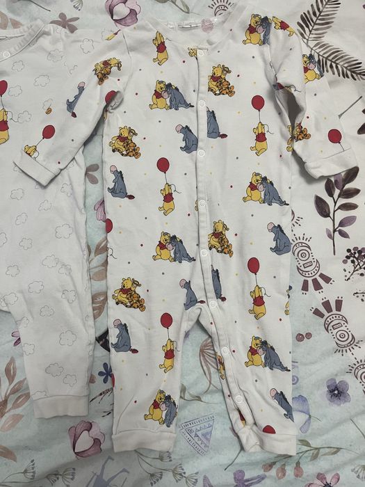 Бебешки ромпъри на HM и Zara