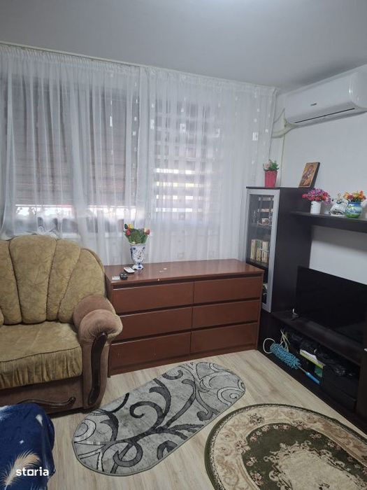 Camera camin decomandata, baie propie, AC, Valea Rosie