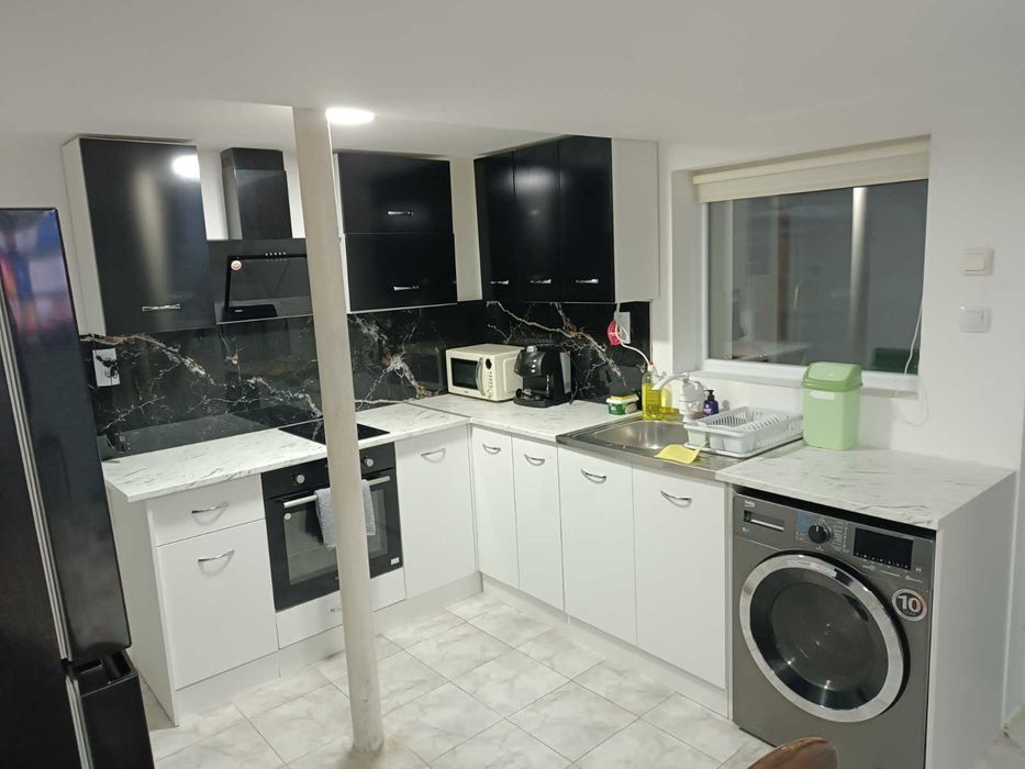 Продава се Къща в Елхово - 420 кв.м за 596 €/кв.м - Снимка #8