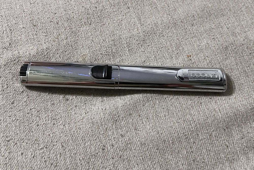 Bricheta metalica Bodum inox cromat grea eleganta reincarcabila gaz