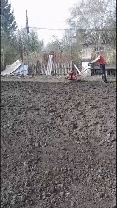 Обработка земли мотоблоком