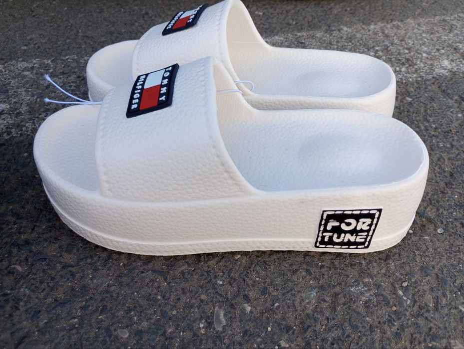 Papuci dama și bărbați firmati