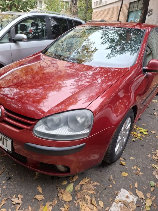 VOLKSWAGEN Golf 2004 — imagine 1