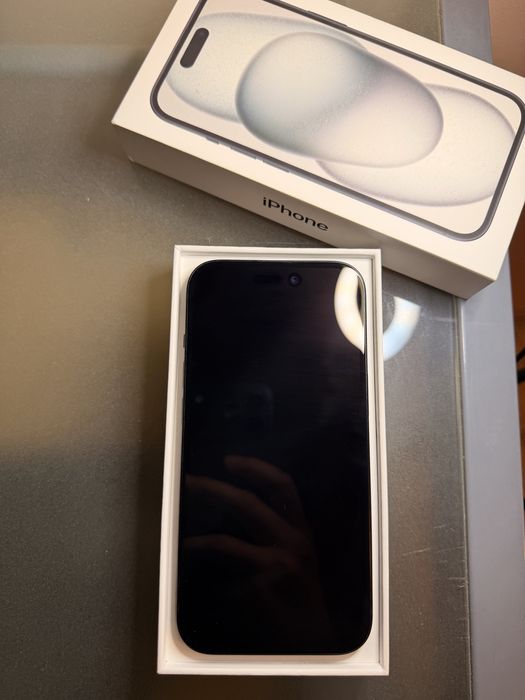 Iphone 15/128gb в отлично състояние