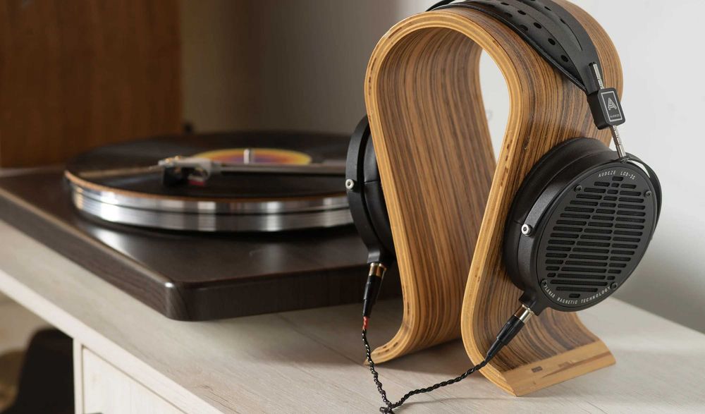 Audeze LCD 2 Classic Casti Hi-Fi Over-The-Ear Ca Noi, Cutie
