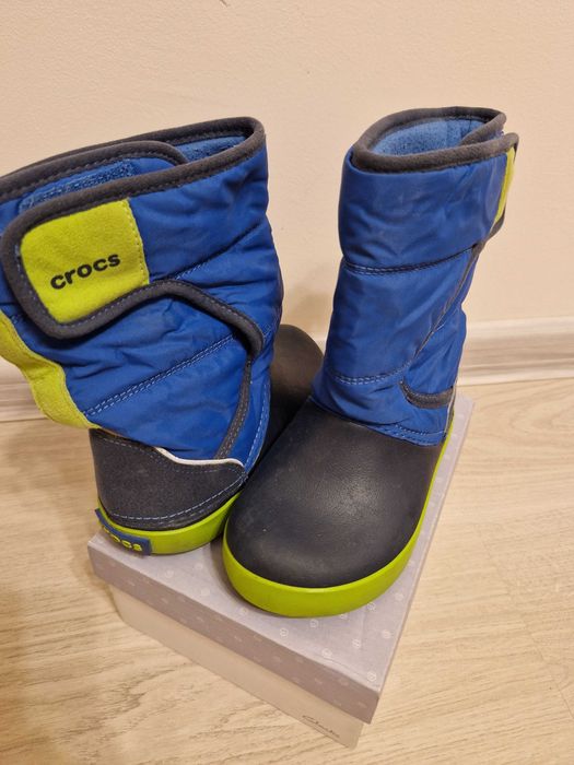 Детски кецове, боти, пантофи и ботуши