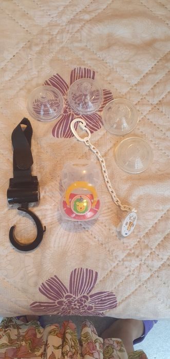 Бебешки комплект стерилизатори, помпа, чанта, уред за затопляне и др.