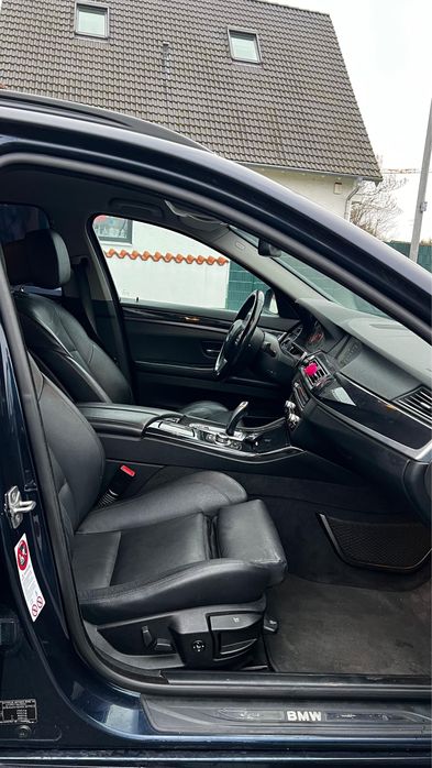 BMW seria 5 520D F11