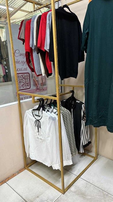 Продам рейлл для одежды