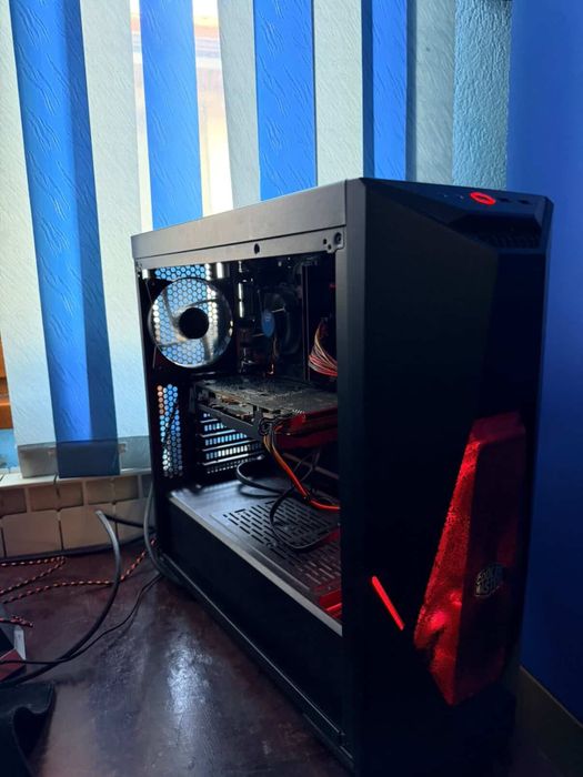 Геймърски компютър + ПОДАРЪК монитор и геймърска клавиатура