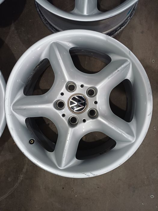Диски R17 5x120 на Volkswagen T5, T6.