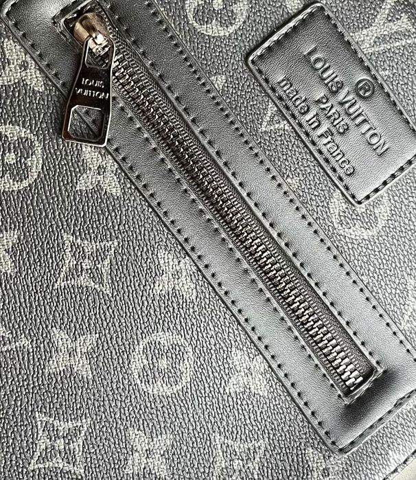 Барсетка Louis Vuitton