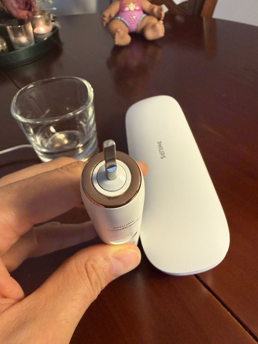 Philips Sonicare DiamondClean Seria 9000, Roz Auriu