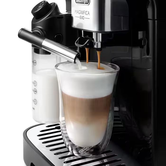 Aparat de cafea DeLonghi Magnifica Evo