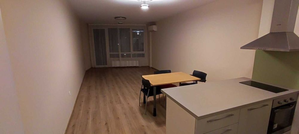 Дава се под наем Тристаен апартамент в София, Младост 4 - 111 кв.м за 790 € - Снимка #7