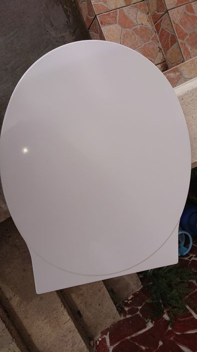 Капак за тоалетна чиния ,седалка дъска