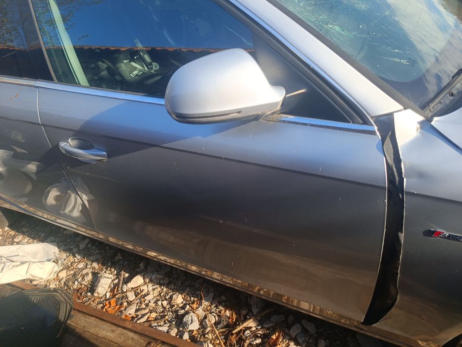 Предна дясна врата Audi A4 B8