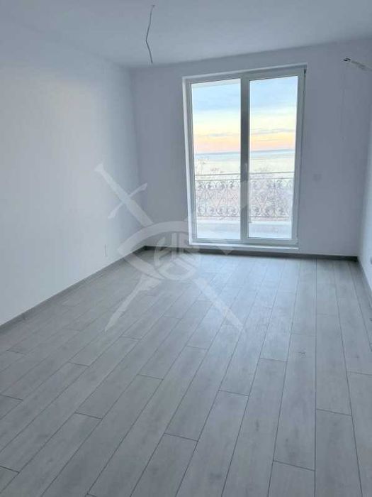 Продава се Тристаен апартамент в с. Равда, Област Бургас - 84 кв.м за 1295 €/кв.м - Снимка #1