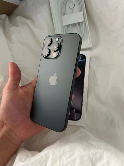 Iphone Айфон 16про мах 256гб