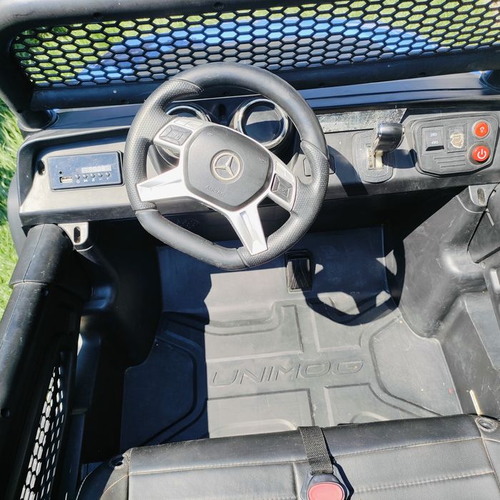 Mașinuța electrica