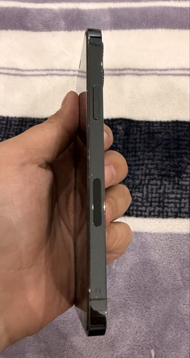 Nasiyaga yoki naxtka Iphone 12 pro blue 128gb