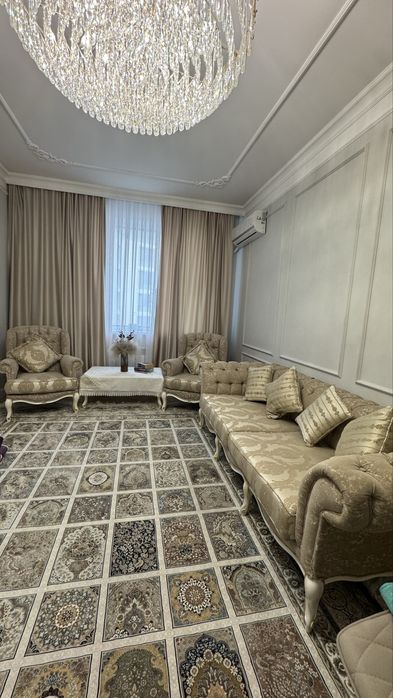 Пролается Диван и кресло