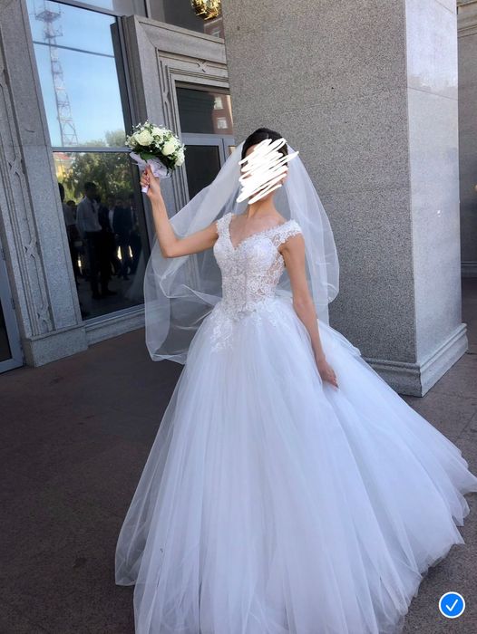 Свадебное платье