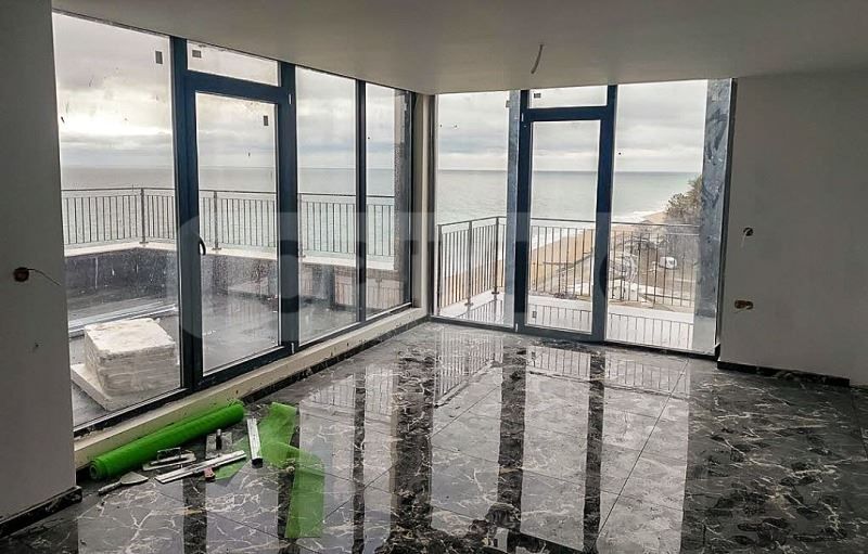 Продава се Тристаен апартамент в Обзор - 144 кв.м за 2007 €/кв.м - Снимка #8