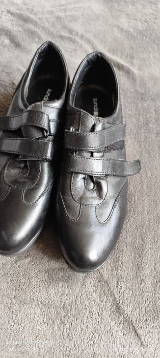 Дамски обувки от естествена кожа чисто нови!!!