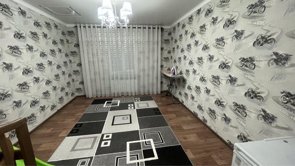 Дом 2 этажный большой