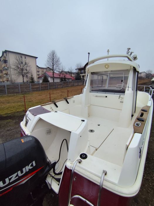 Barcă Merry Fisher Marlin-Suzuki 100/115 cp-Peridoc 2 tone-toate 2011