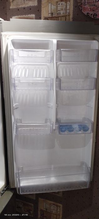 Рабочий но не морозит