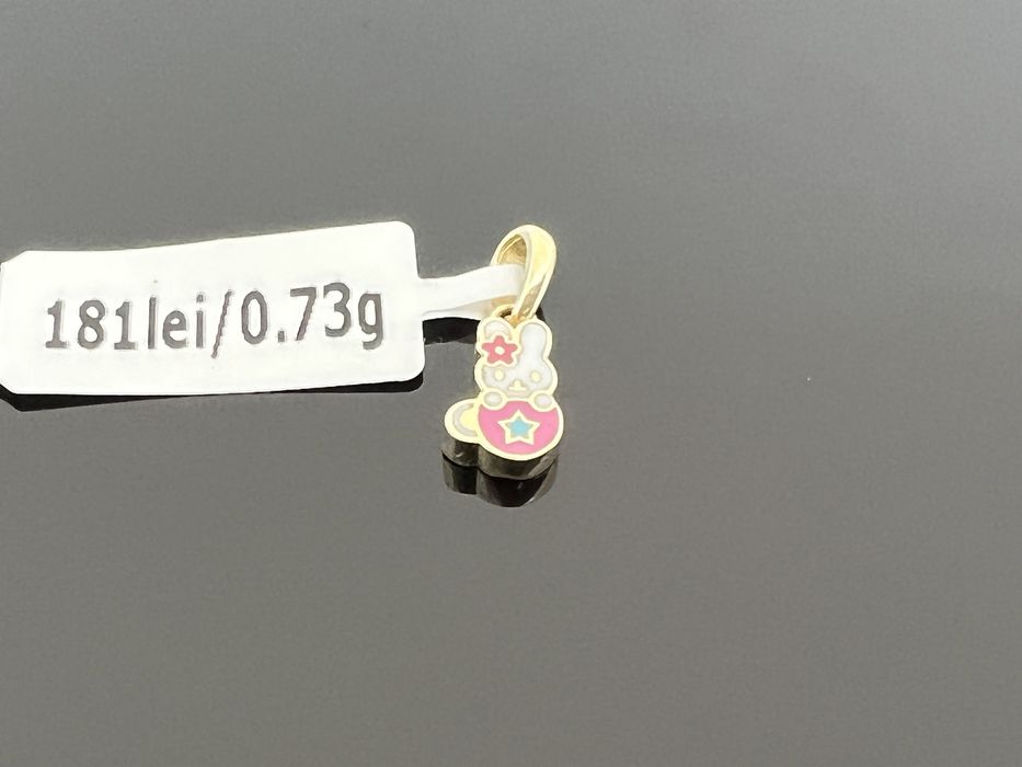 Bijuteria Royal CB : Pandant aur 14k 0,73gr lungime 1cm