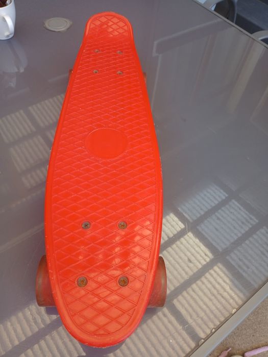 Skateboard cu luminițe
