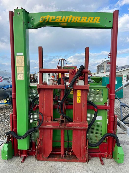 Taietor siloz Strautmann - Capacitate 2,5 m³ , cu Lift